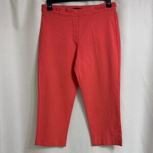 Women’s EUC Zac & Rachel capri pants.  Size 10.